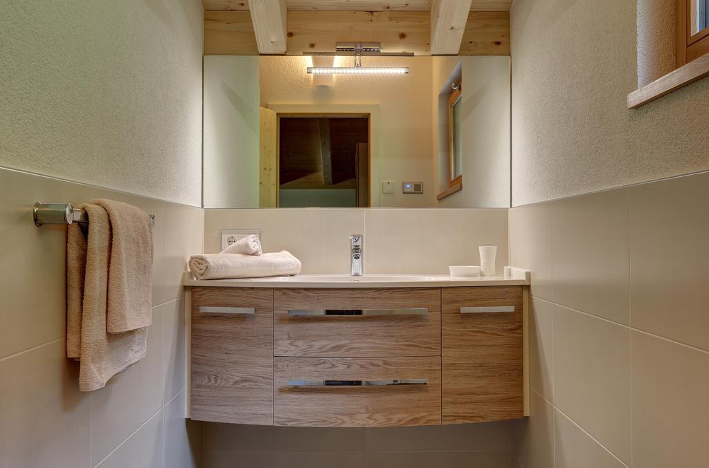 Lechnerhof Bed & Breakfast Lutago Bagian luar foto