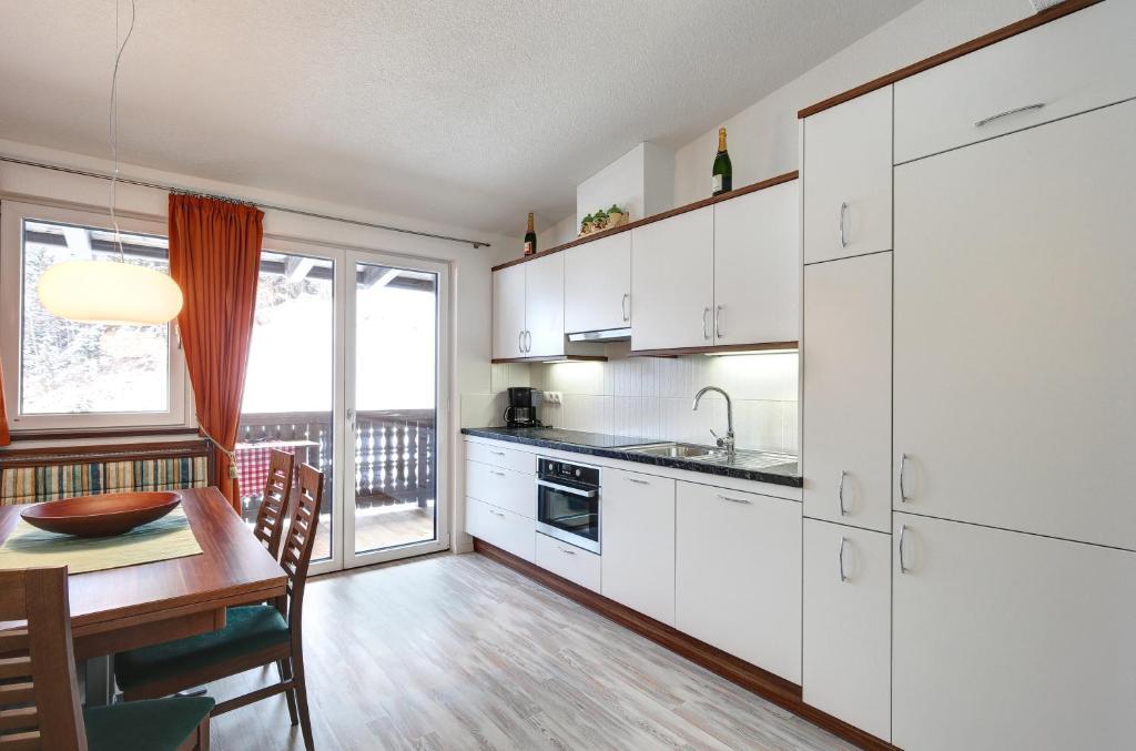 Lechnerhof Bed & Breakfast Lutago Bagian luar foto